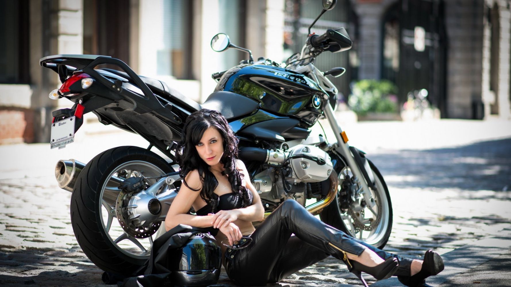 European women on bikes in Shantou