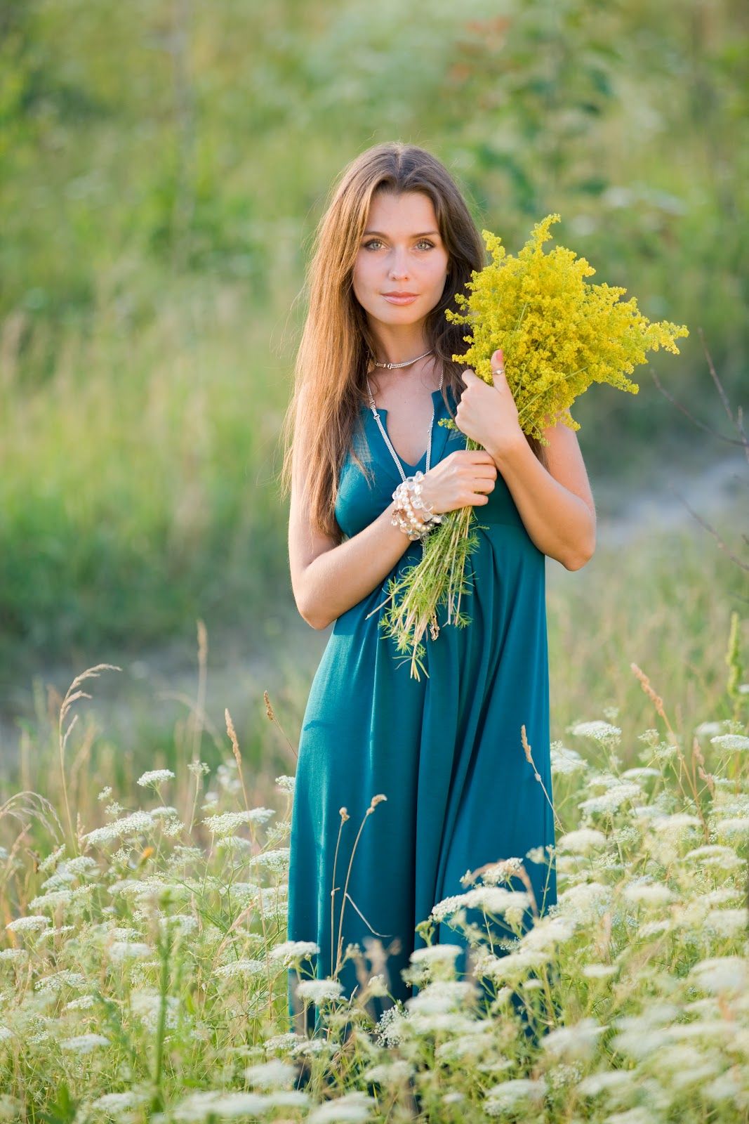 Slavic women in Shantou